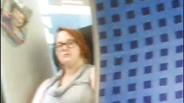 Douce jeune russe baise un mec dans le cul après une porno vf gratuit fellation