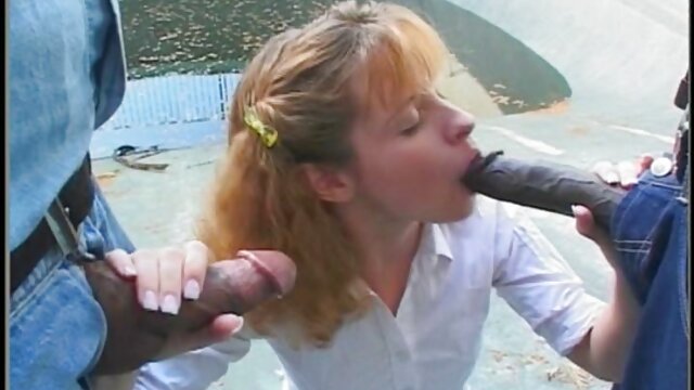 Fraer blanc enfonce le cul noir porno français 2017 juteux d'un homme noir lubrique