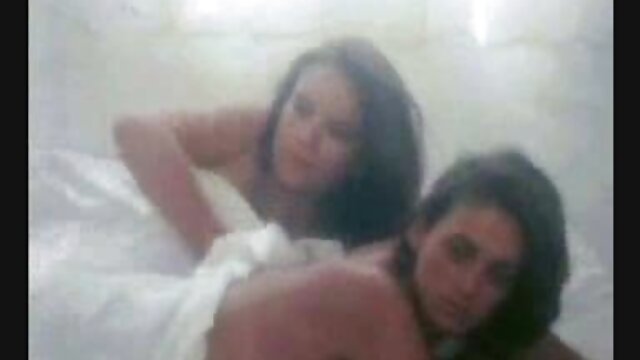 Une soirée étudiante ivre s'est terminée video x lahaie par un gangbang cool