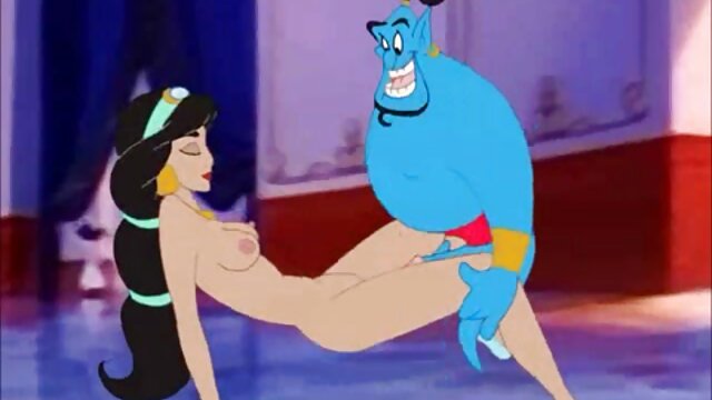 Étudiant en bandes film porno entier gratuit de lingerie sexy pour caméra