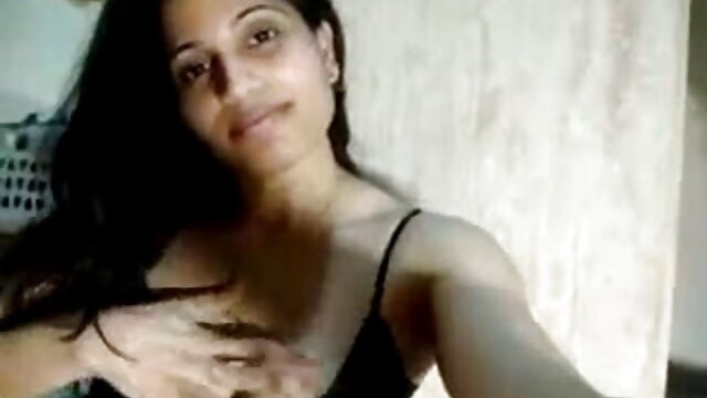 Sexe film porno en video en groupe à quatre.