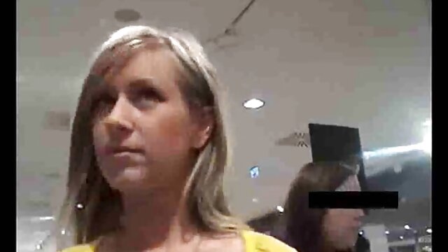 Un mec a baisé maman film x soeur et sa fille.